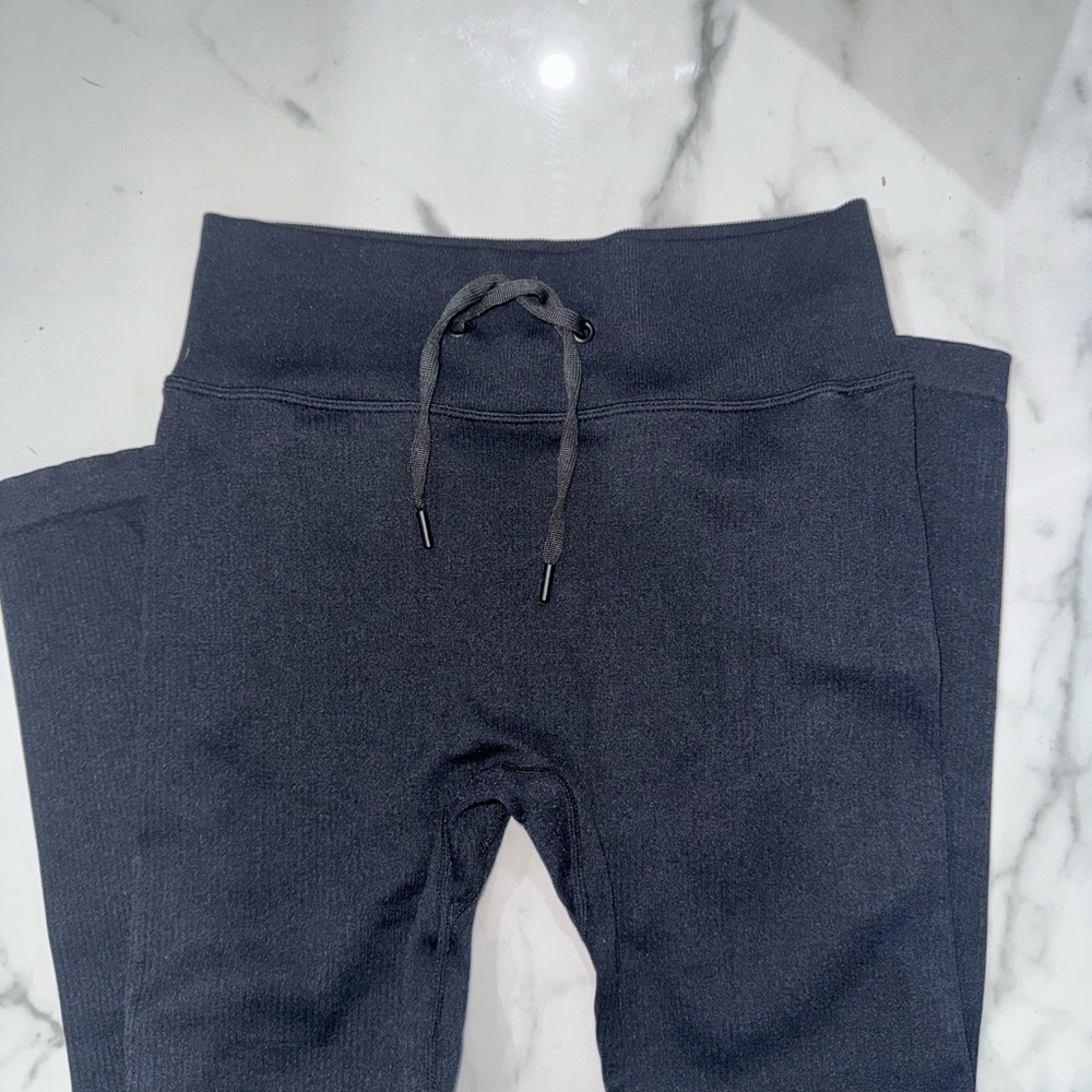 Black Ribbed Activewear Set - Picture 2 of 3